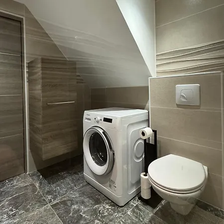 Lejlighed Cosy Avec Piscine Et Jacuzzi Prive